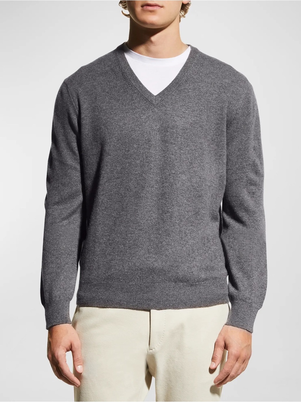 New Neiman Marcus 100% Cashmere & Silk V-Neck Sweater - Grey